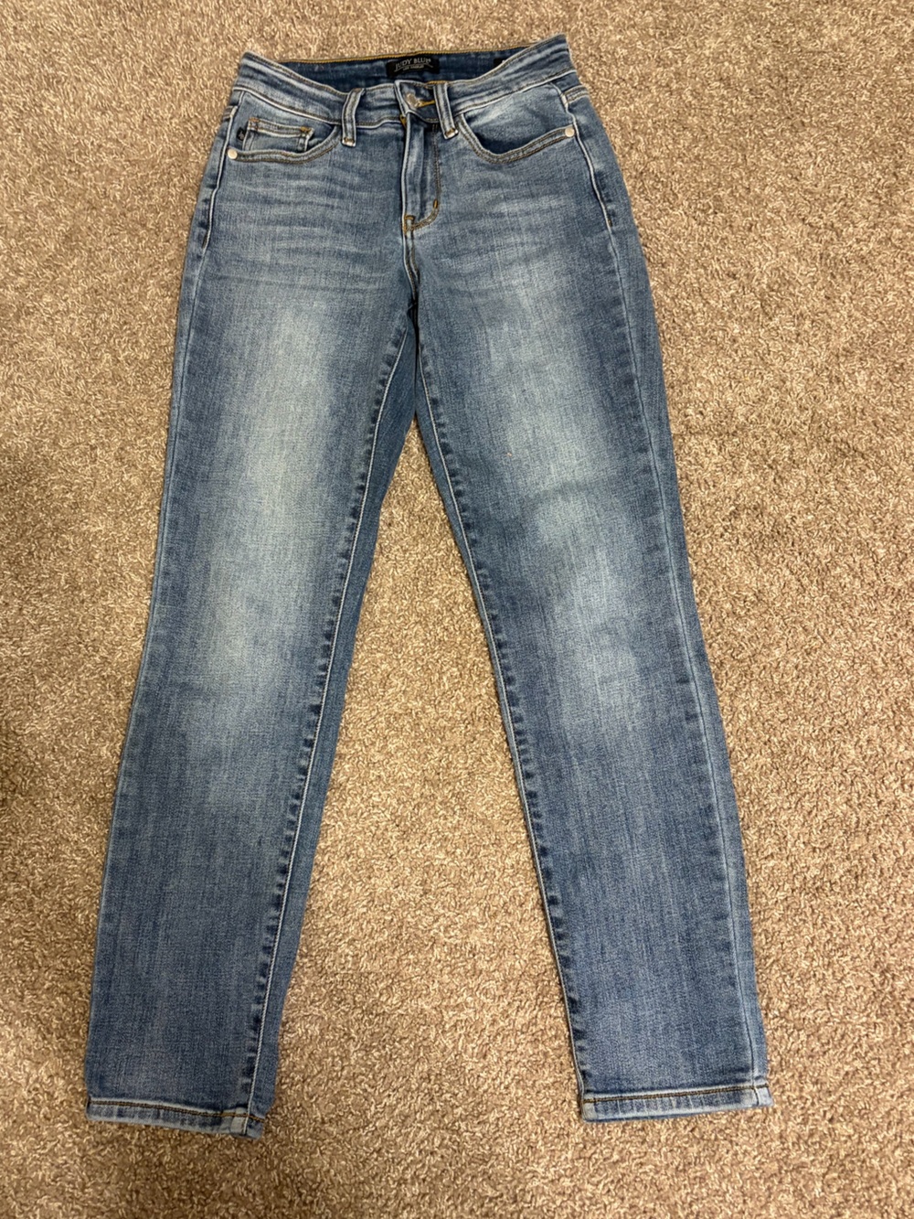 Judy Blue Jeans Women's 0/24  Slim Fit Straight Medium Wash Denim JB82180MD-CO